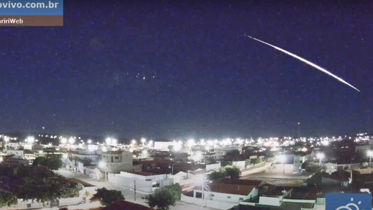 Meteoro é avistado sobre o céu da Paraíba e mais dois estados