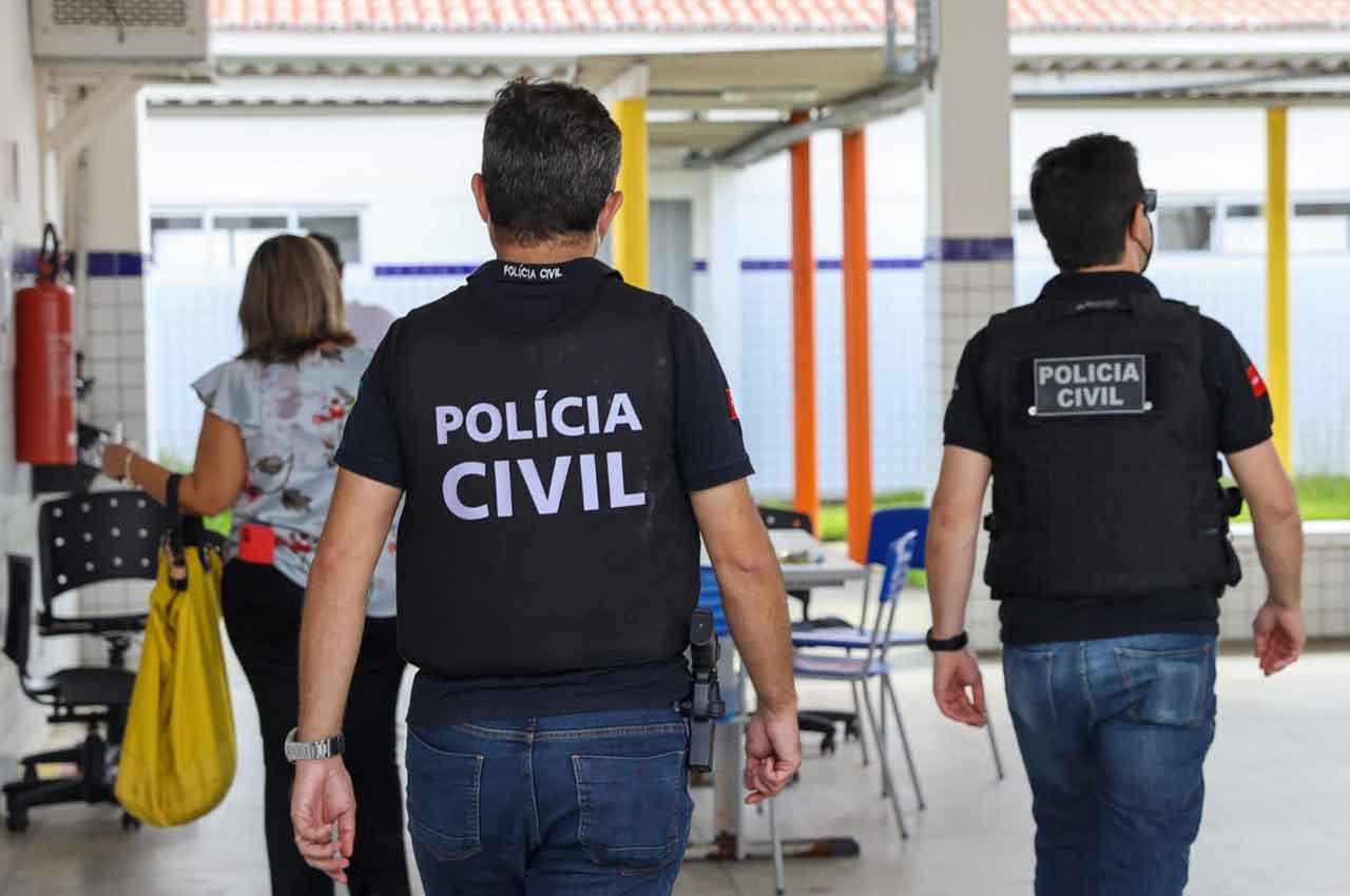 Mais de 300 policiais trabalham na operação do concurso público da instituição e fazem escolta de provas