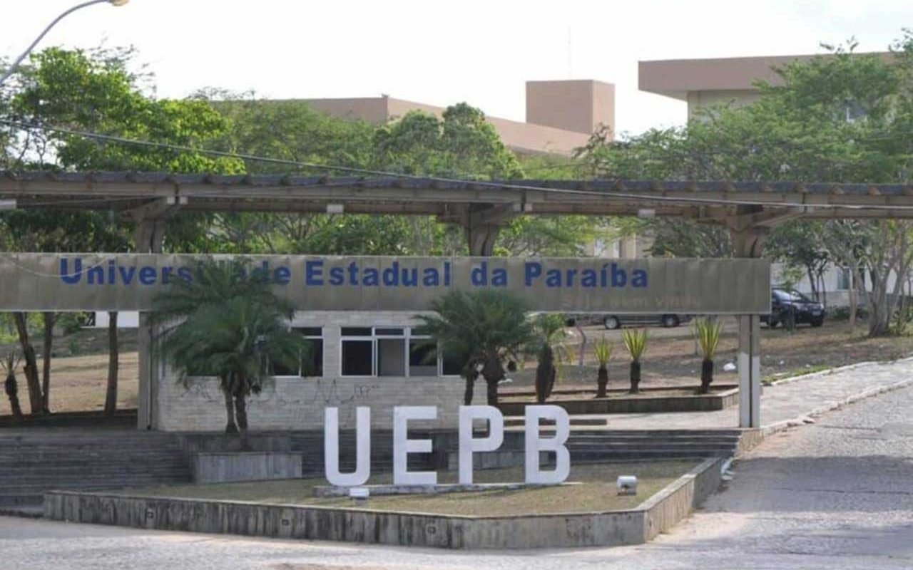 UEPB mantém adiamento do retorno presencial de aulas