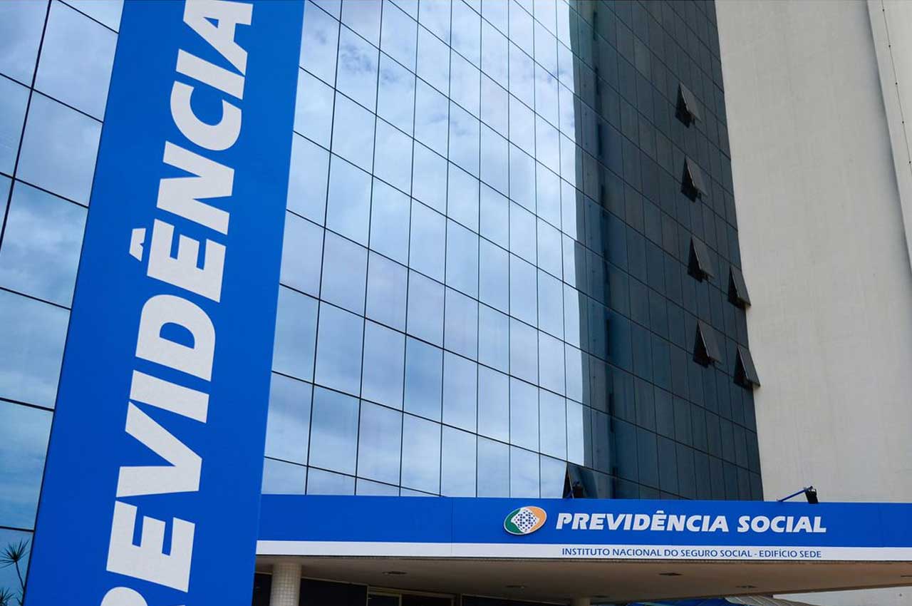 Cerca de 40 milhões de aposentados e pensionistas tiveram dados expostos, confirma INSS