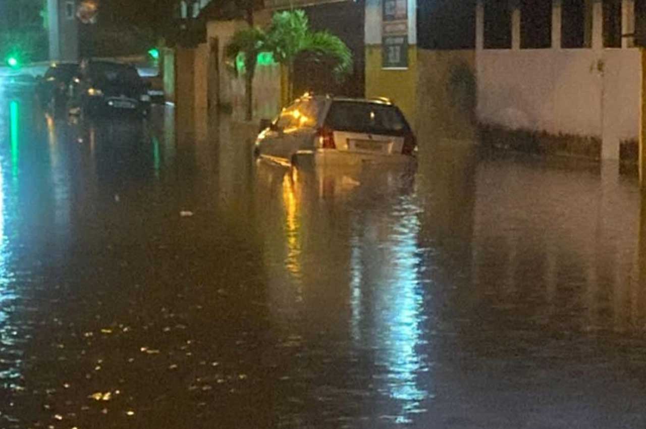 Choveu mais de 70 milímetros nas últimas seis horas, em João Pessoa