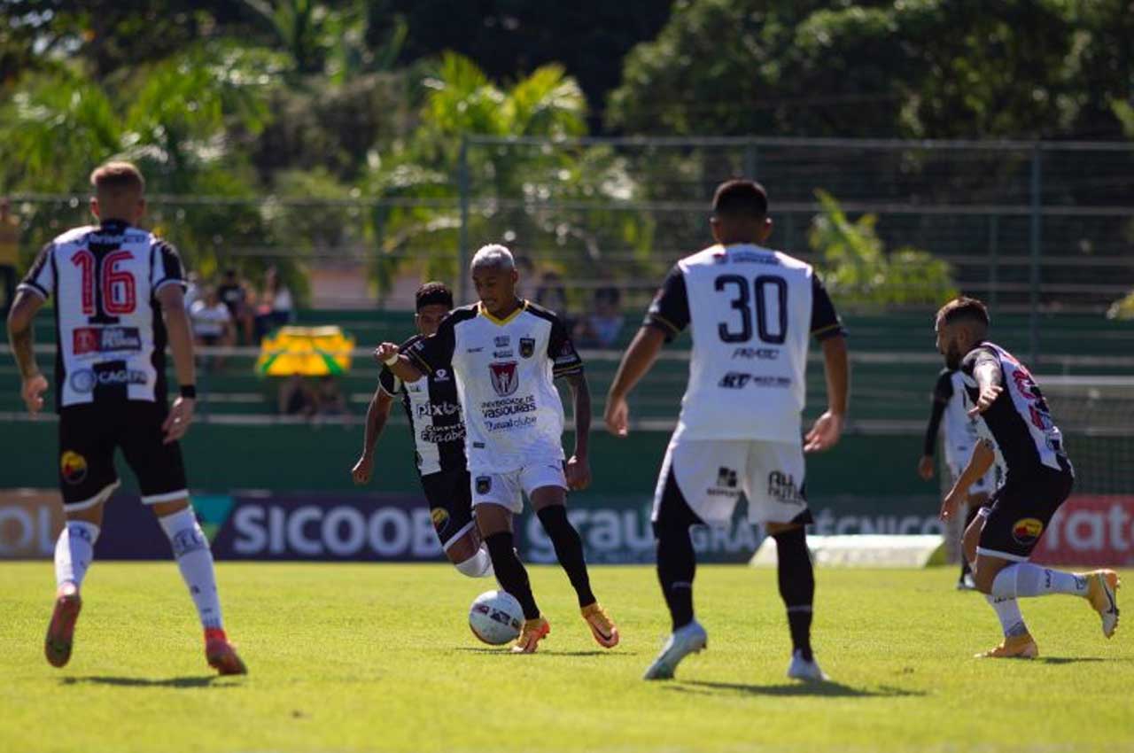 Com gol de zagueiro, Botafogo-PB vence o Volta Redonda fora de casa Foto André Moreira