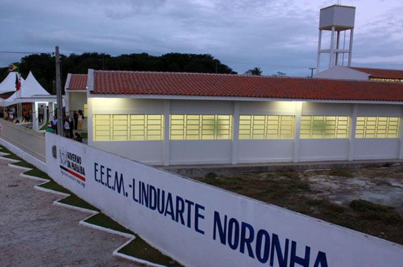 Escola Estadual de Ensino Médio Cineasta Linduarte Noronha