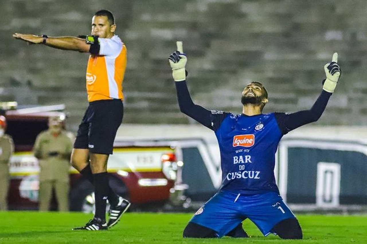 Mauro Iguatu marcou dois gols durante a passagem pela Raposa (Foto: Daniel Lins / Campinense Clube)
