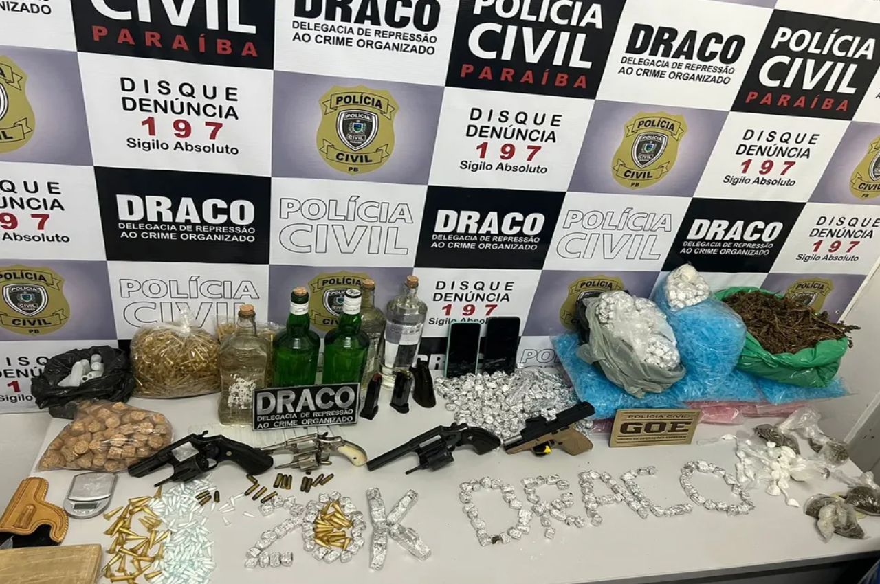 Operação contra tráfico de drogas prende 8 pessoas em Campina Grande
foto---Reprodução / Polícia Civil