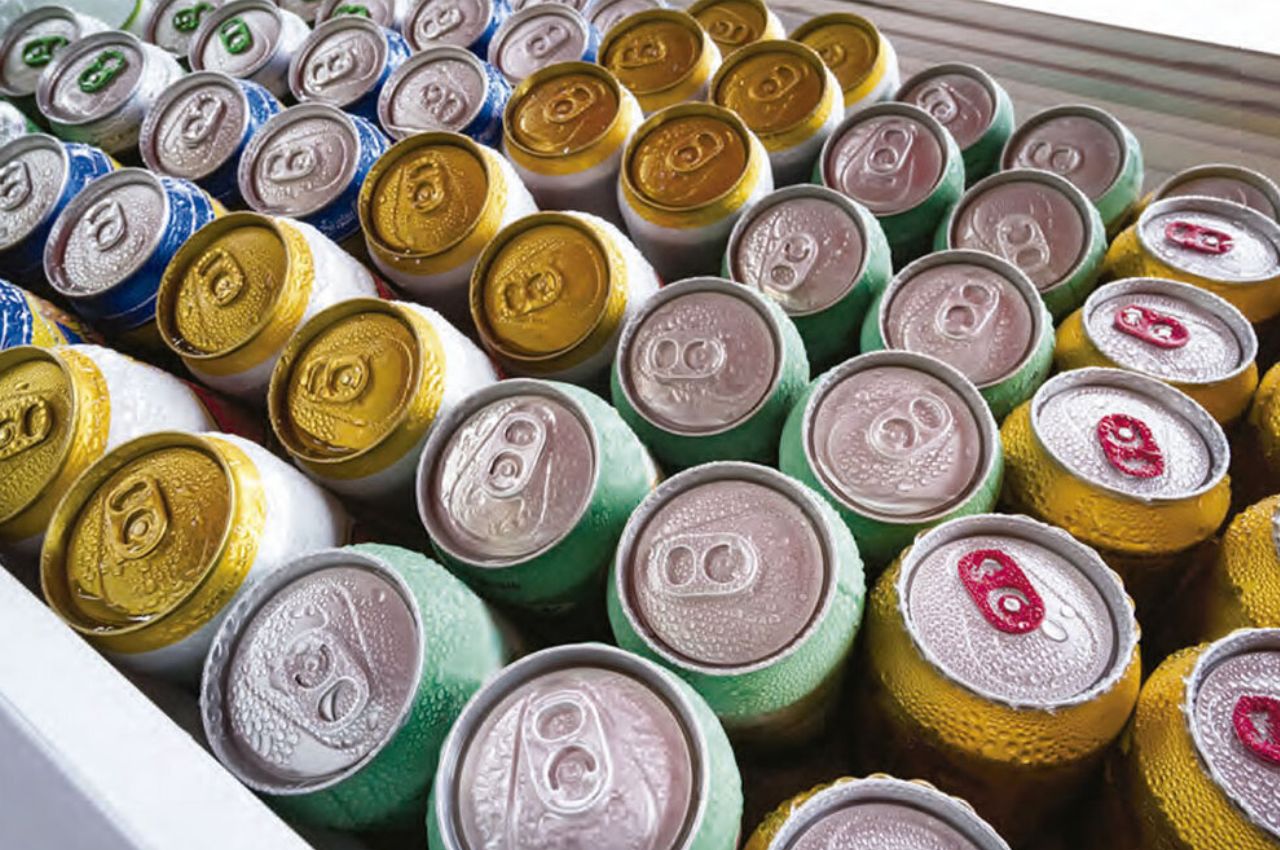 latas de cerveja