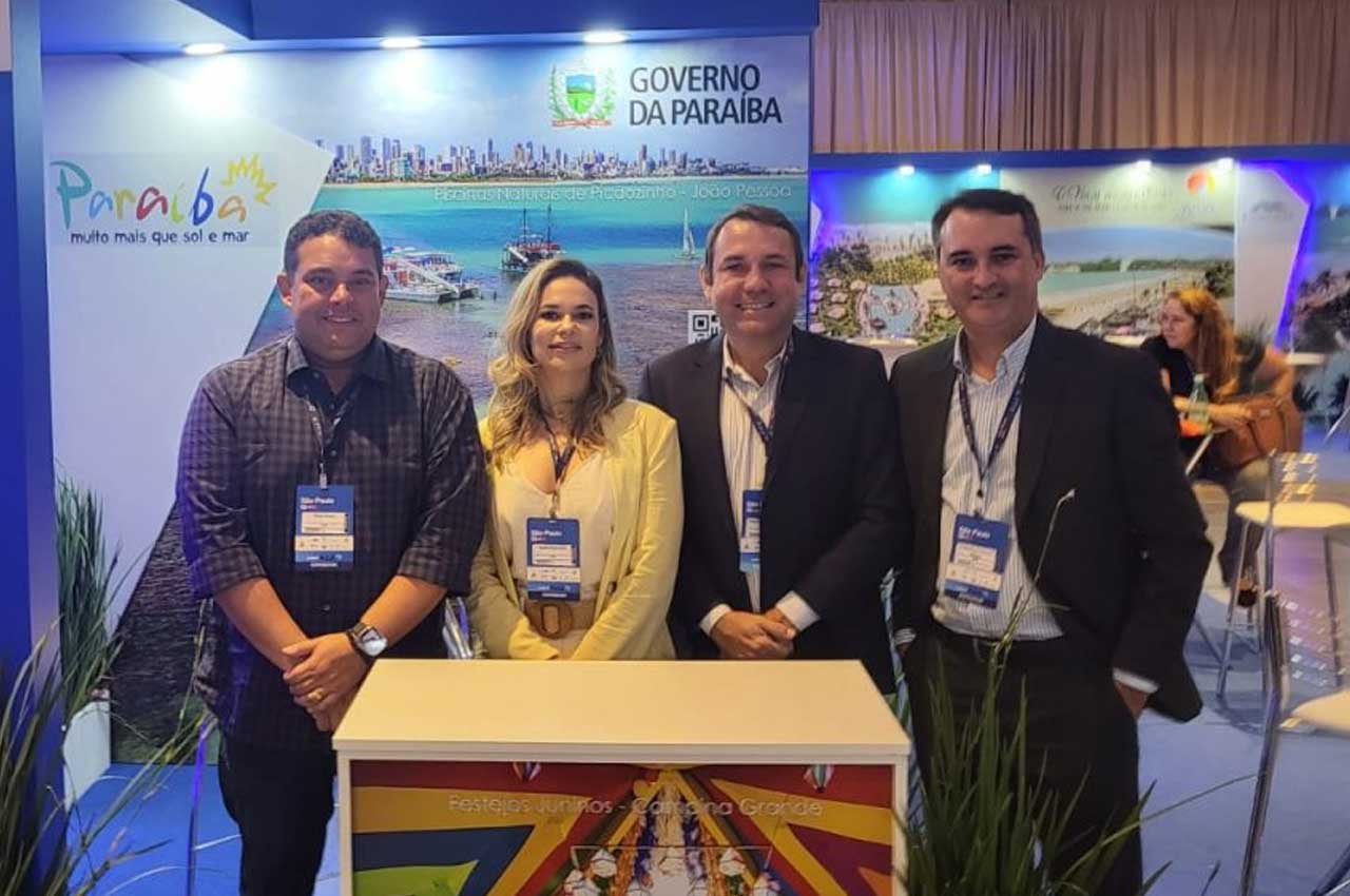 A Secretaria de Turismo está promovendo João Pessoa em um evento realizado pela Azul Viagens.