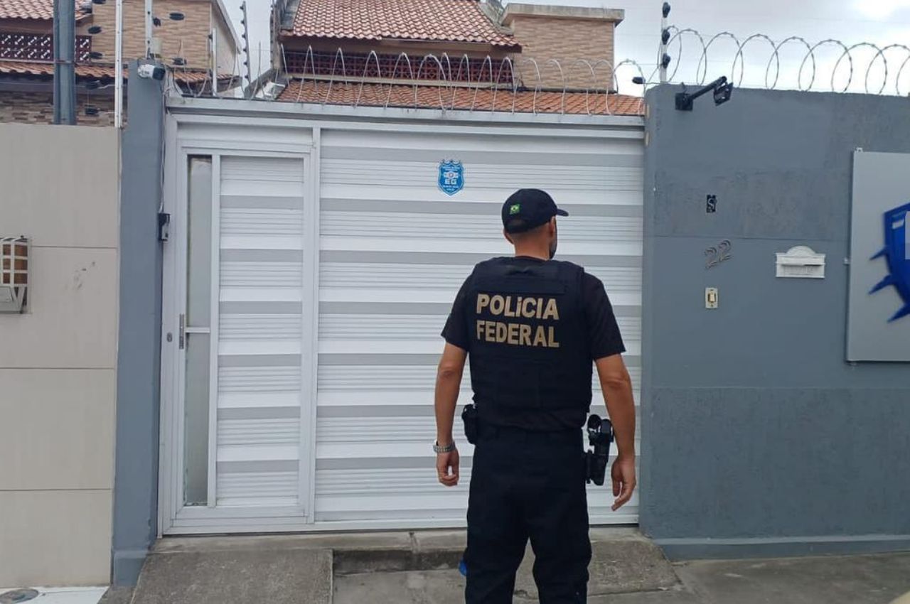 Polícia Federal investiga uso de documentos falsos em empresas de segurança privada e cumpre mandados em Campina Grande