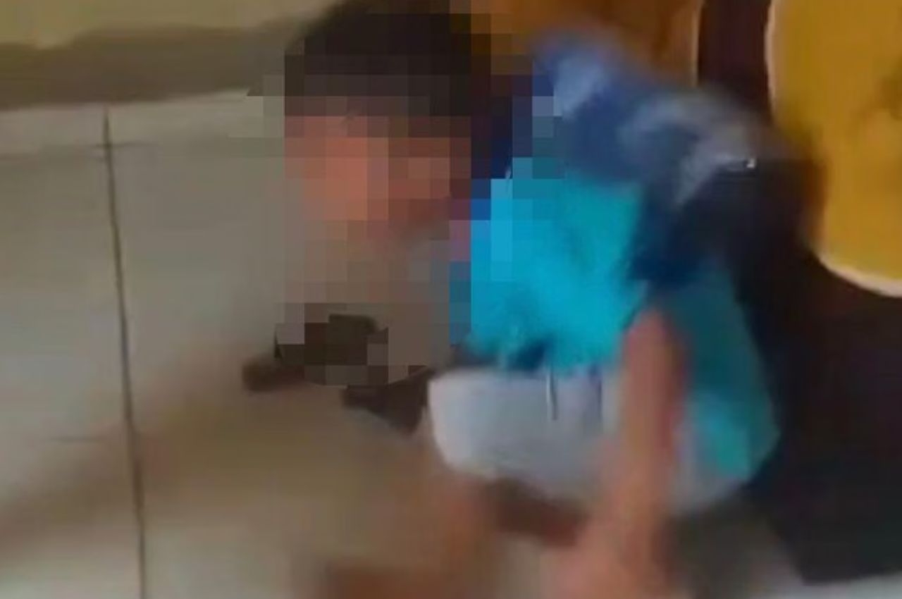 Mãe é presa por agredir filho de três anos com cipó, gravar vídeo e enviar para professora, na PB