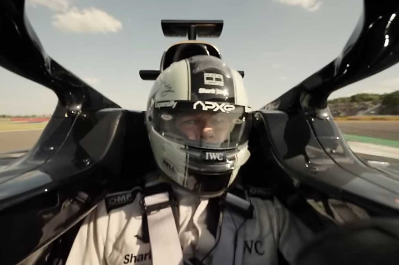 Teaser trailer de F1, filme estrelado por Brad Pitt, é divulgado pela Warner