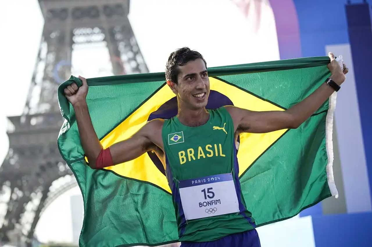 Olimpíadas: Caio Bonfim fatura prata inédita para o Brasil na marcha atlética