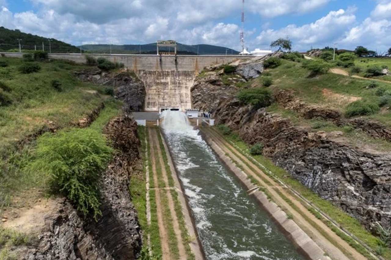 Presidente Lula e  o governador João Azevêdo inauguram o lote 2 do Canal Acauã-Araçagi nesta sexta-feira