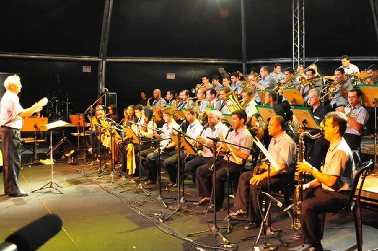 Banda 5 de Agosto comemora 60 anos com shows de Renata Arruda e Diana Miranda no Busto de Tamandaré