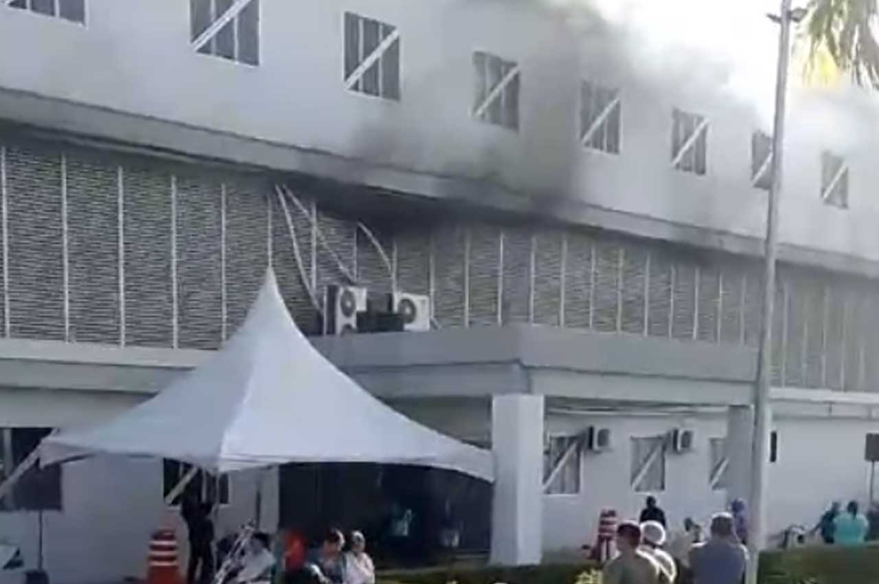Princípio de incêndio atinge Hospital de Trauma causa tumulto e remoção de pacientes